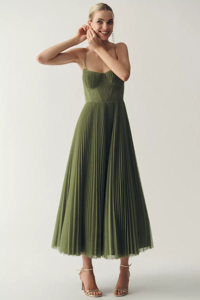Evie - Elegant Dress